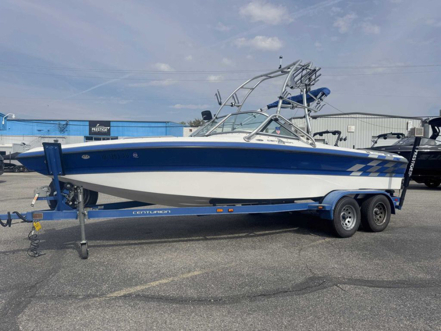 2004 Centurion Boats Elite for sale in BOISE, Idaho