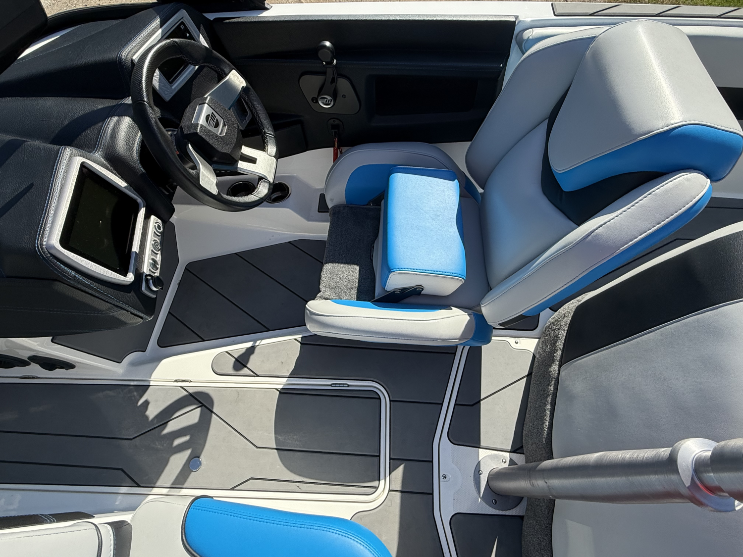 2023 Malibu Response TXi