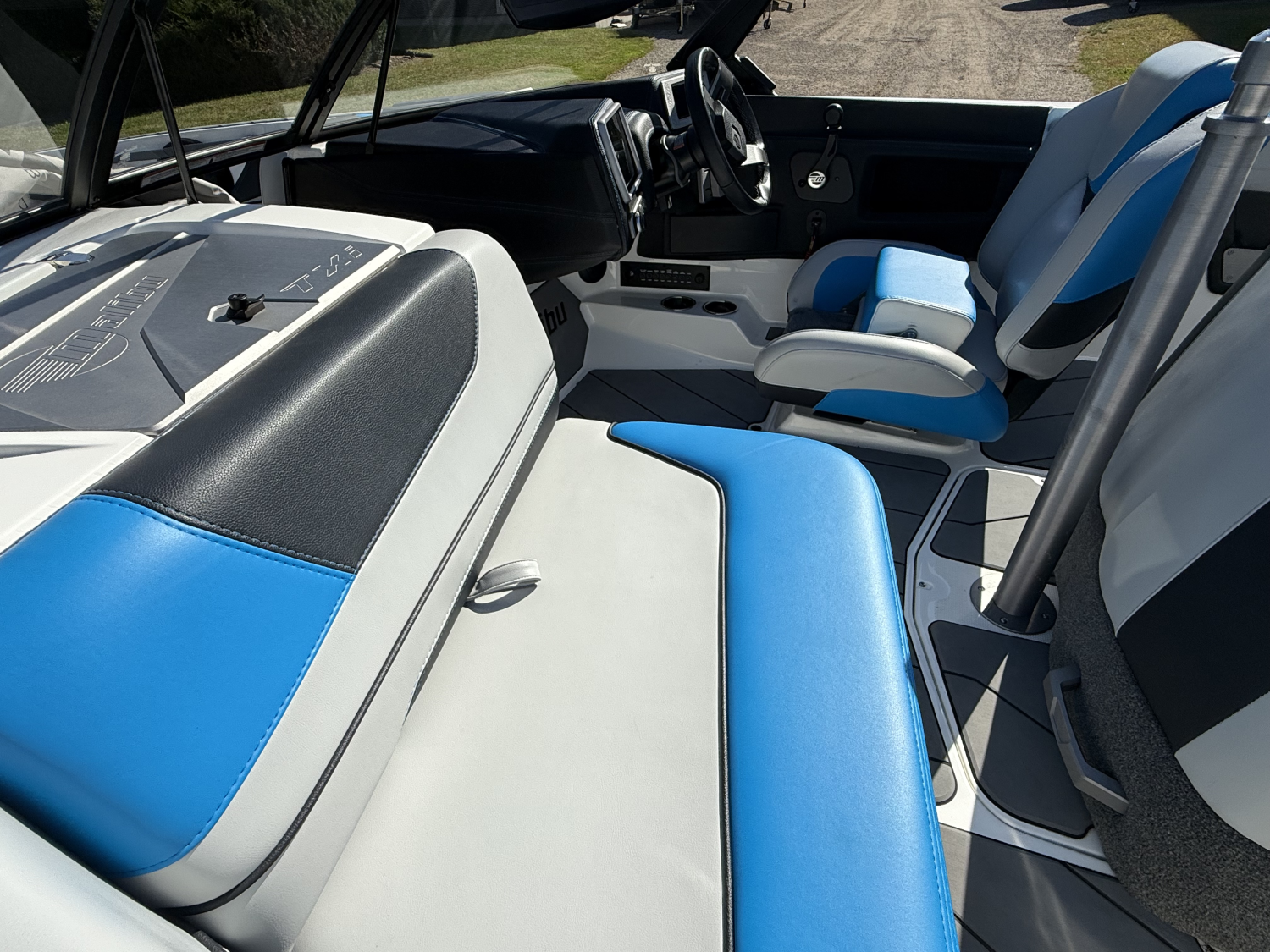 2023 Malibu Response TXi