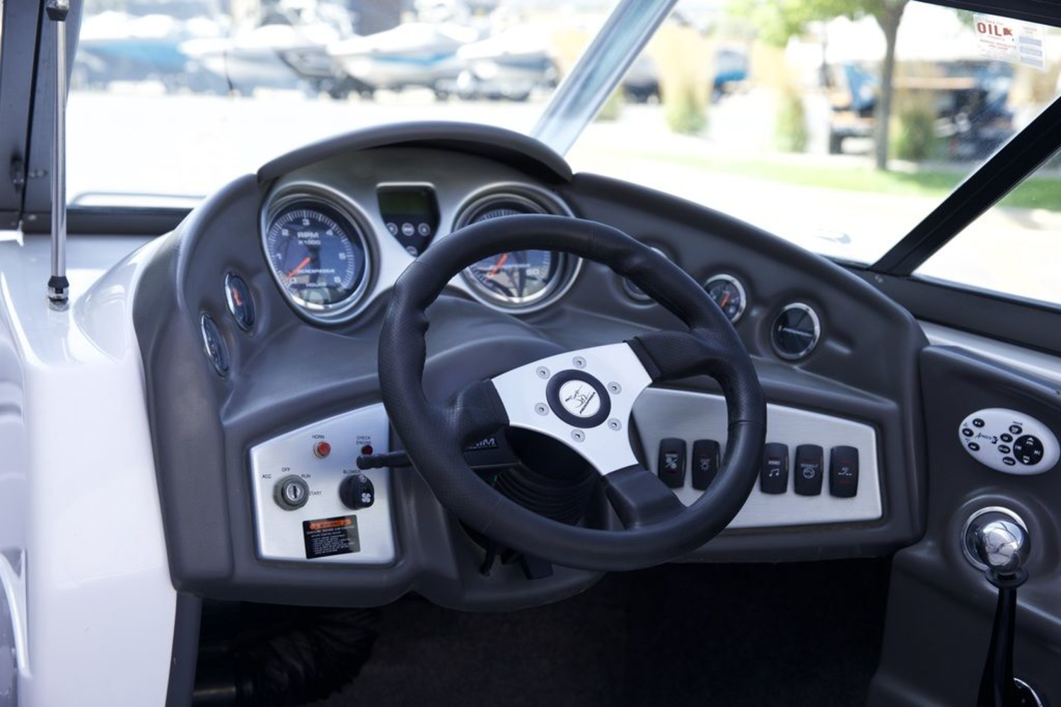 2009 MOOMBA Mobius LS