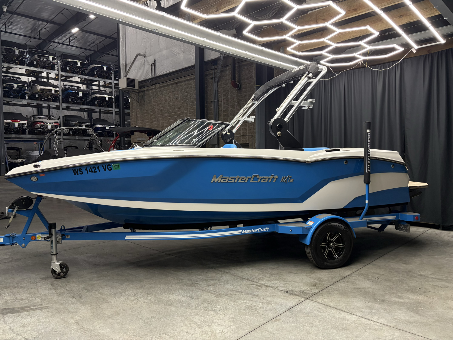 2021 MasterCraft NXT 20