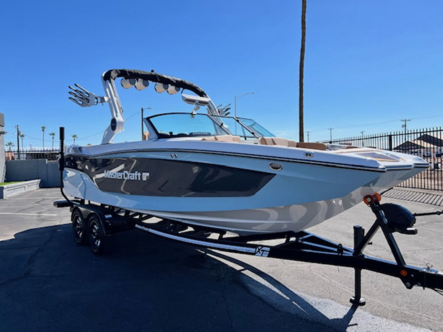 2026 Mastercraft XT24