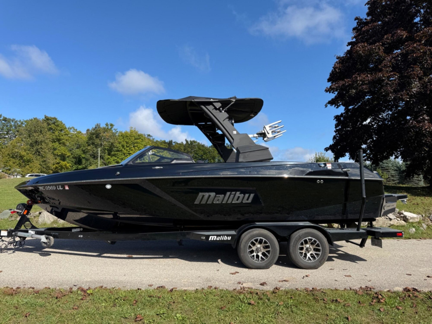 2020 Malibu Boats 23 LSV