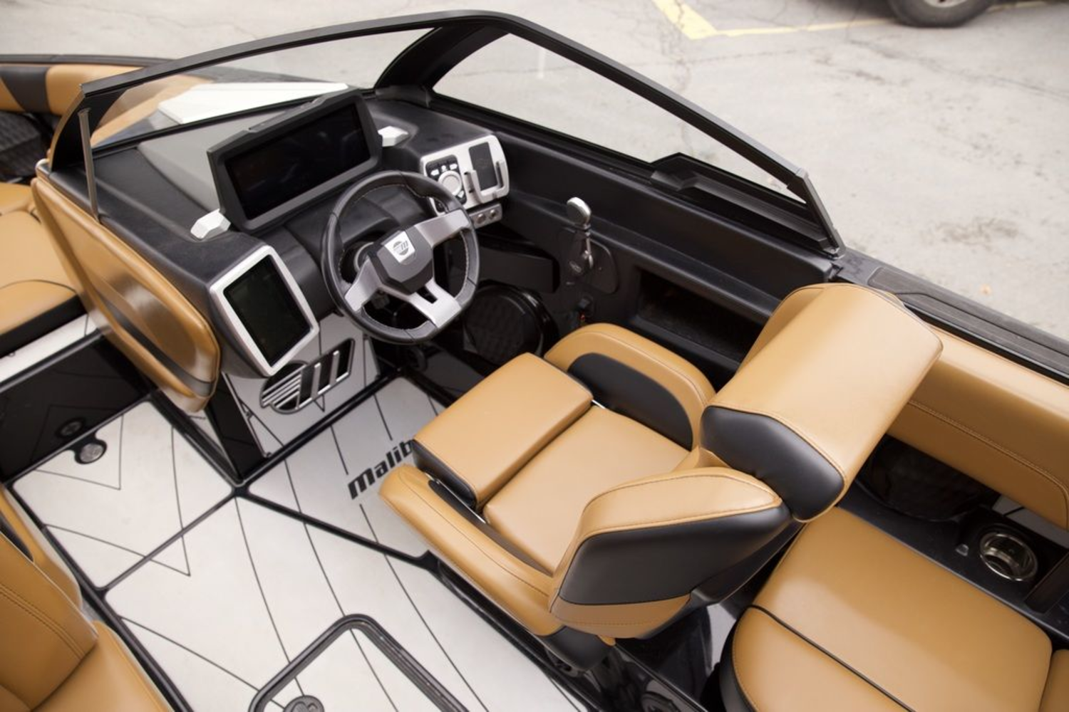 2022 Malibu Boats 23 LSV