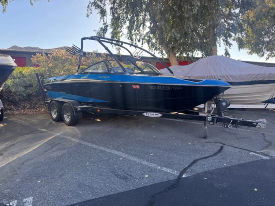 2011 Malibu Boats iRide for sale in woodland hills, California