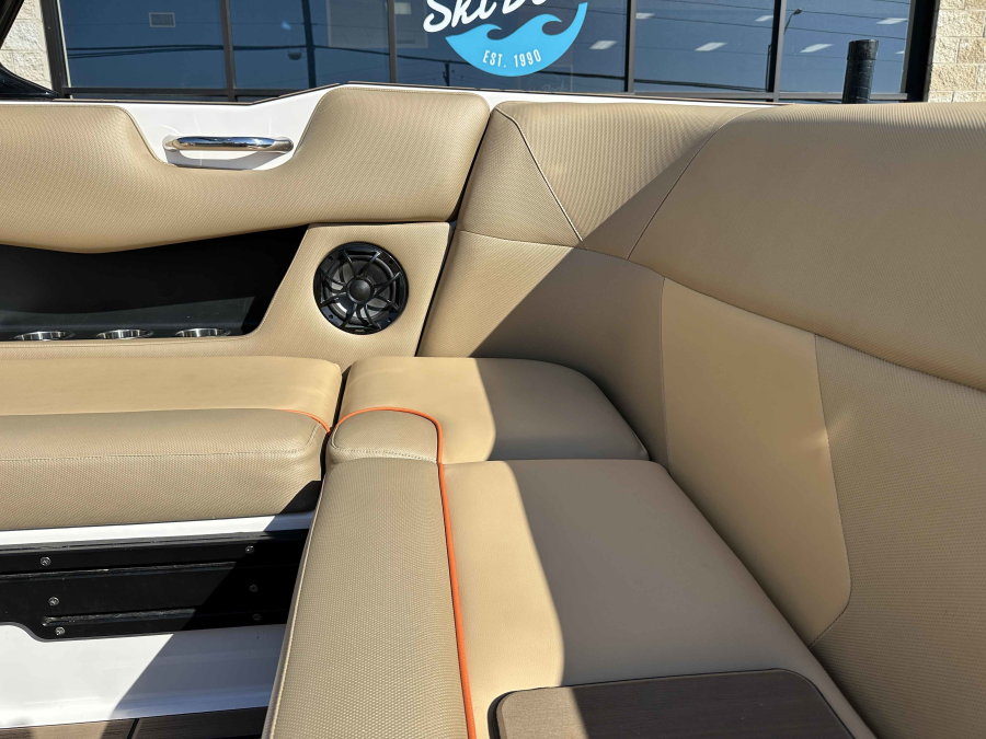 2020 Moomba Boats MAX for sale in , 