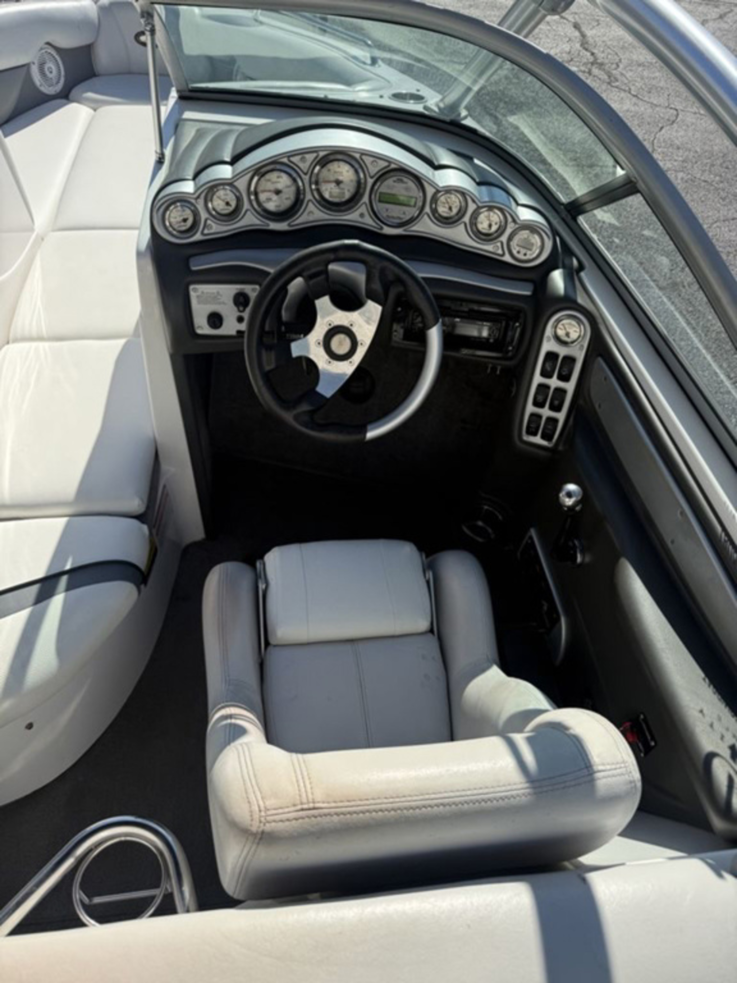 2005 SUPRA 24 Launch