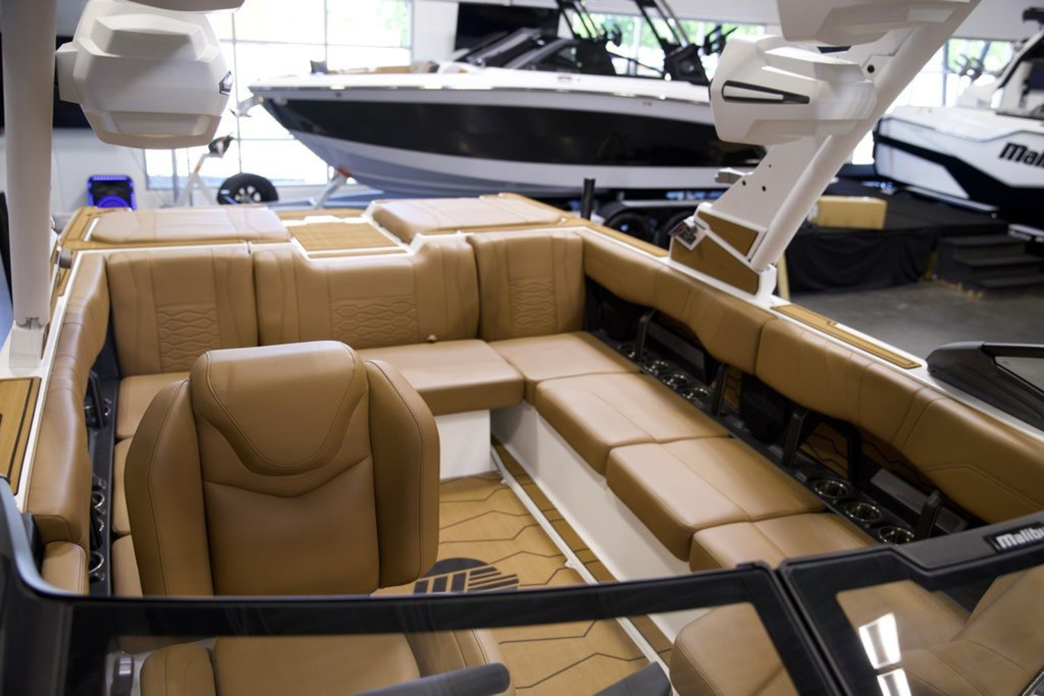 2026 Malibu Boats 23 MXZ
