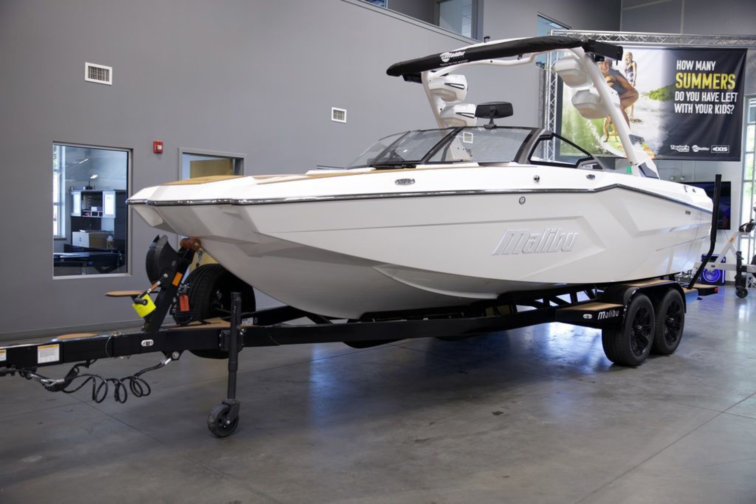 2026 Malibu Boats 23 MXZ