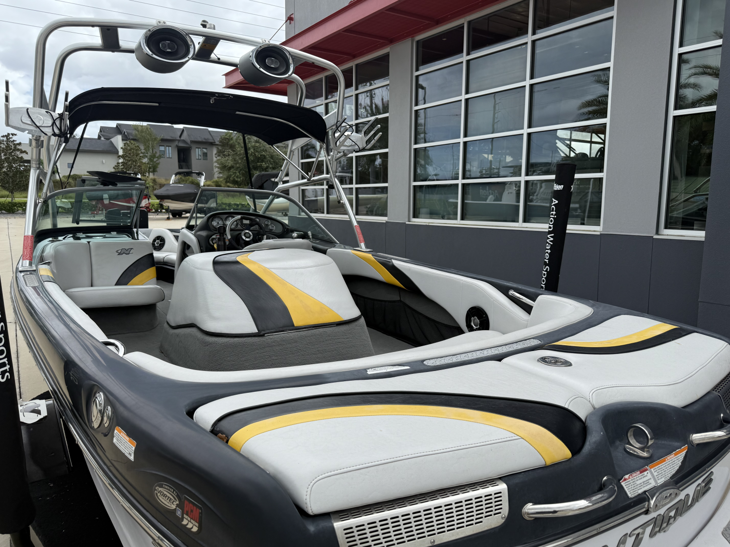 2009 Nautique Ski 206