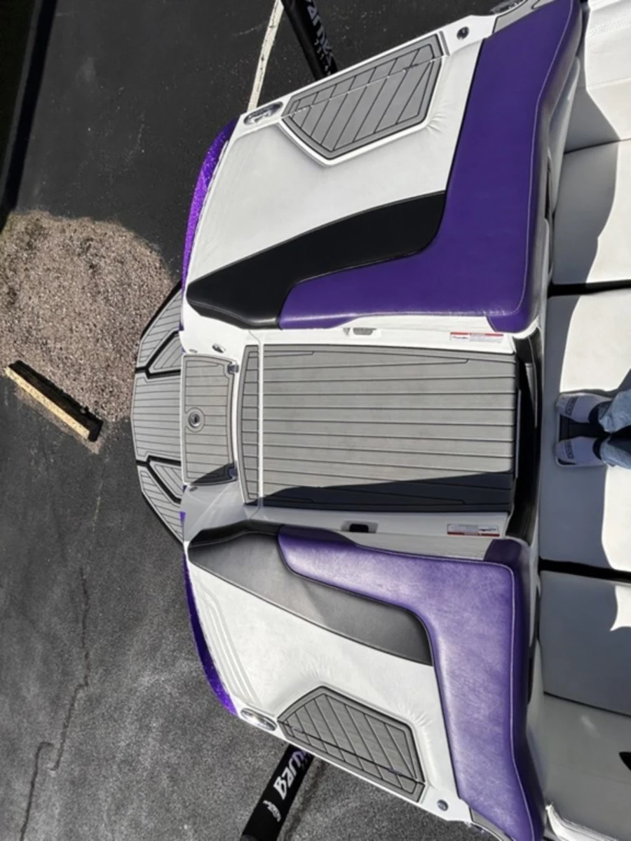2017-nautique-g23-131622-image8
