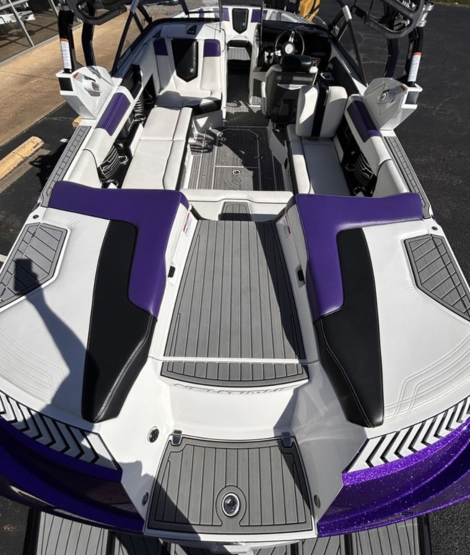 2017 Nautique G23