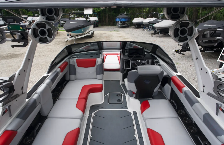 2021 Malibu Boats M220 for sale in Broadway, North Carolina