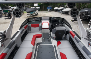 2021 Malibu Boats M220 for sale in Broadway, North Carolina