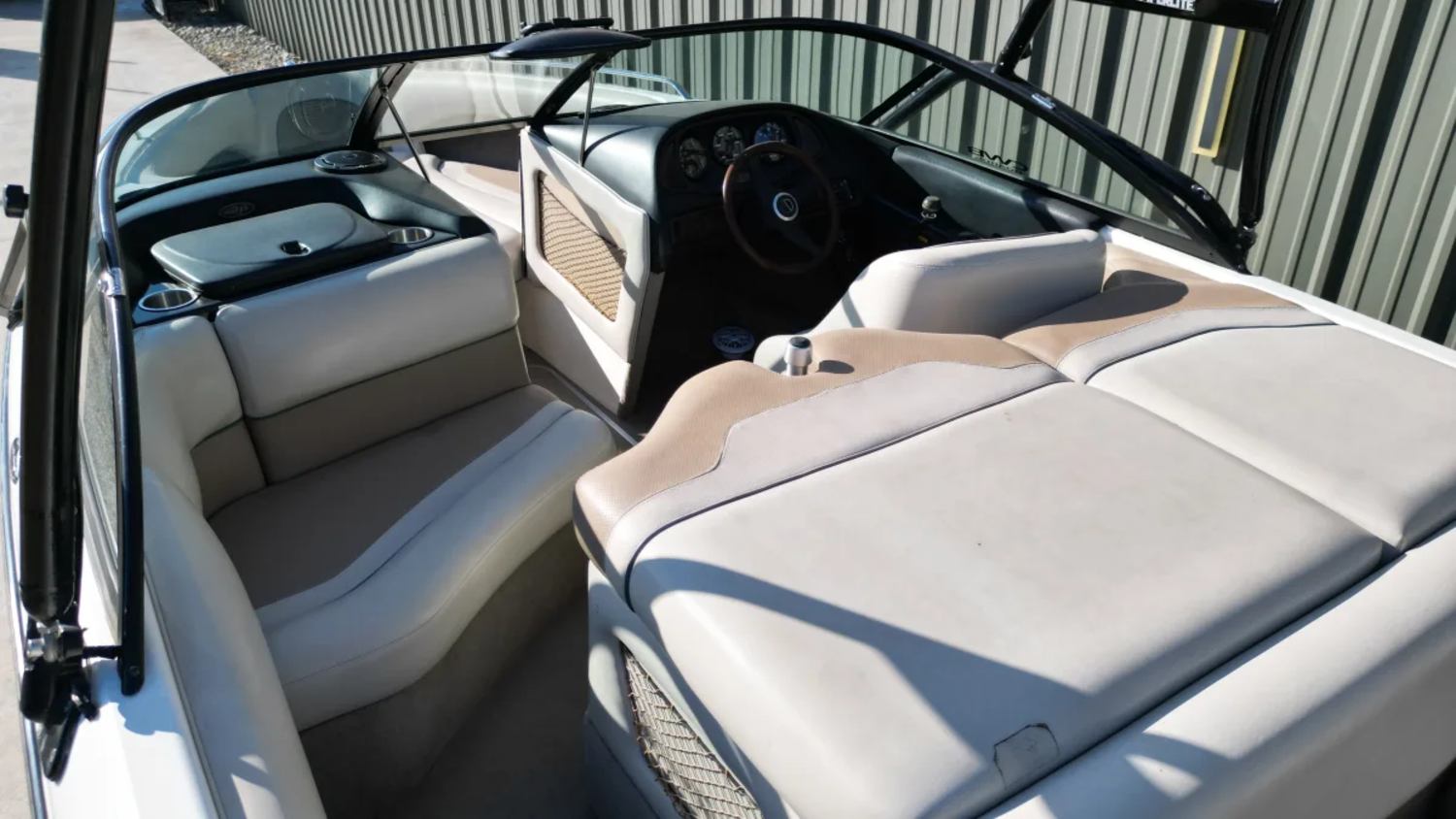 2002 Malibu Sunsetter XTI