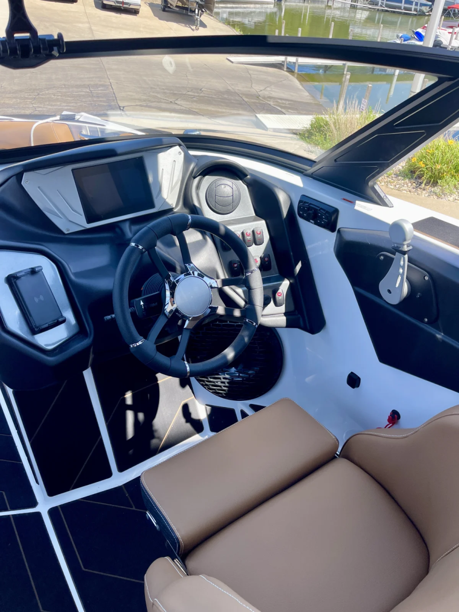 2025 Supreme Boats S220 for sale in Arnolds Park, Iowa