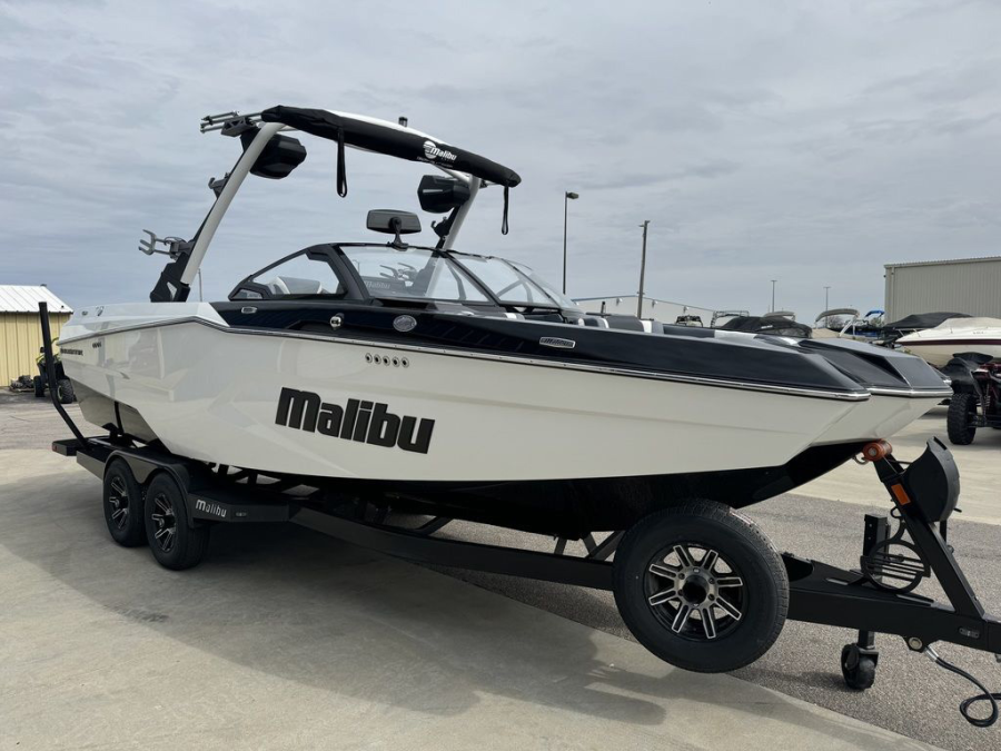 2025 Malibu Boats Wakesetter 24 MXZ for sale in Wichita, Kansas