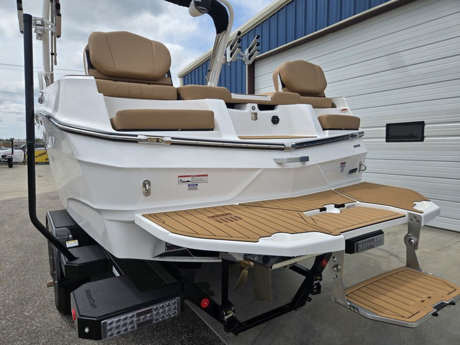 2026 Mastercraft XT22T