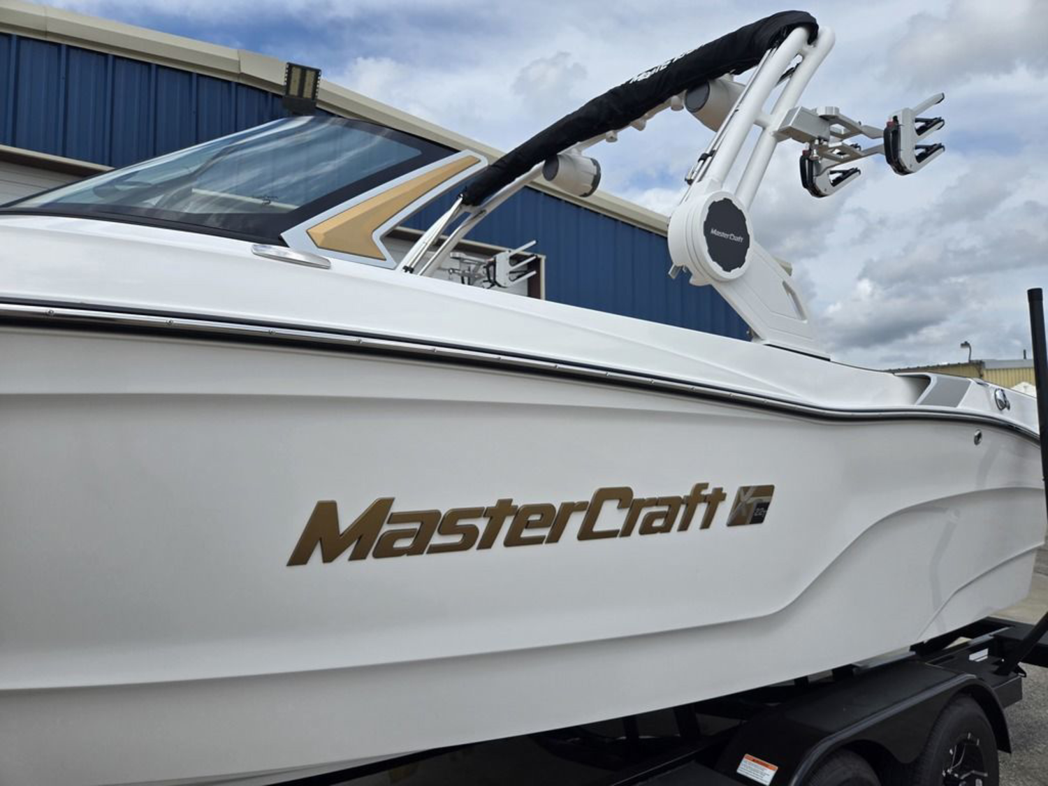 2026 Mastercraft XT22T