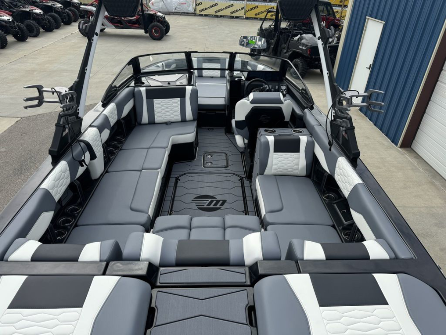 2025 Malibu Boats Wakesetter 24 MXZ for sale in Wichita, Kansas