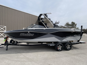 2023 Malibu Boats Wakesetter 25 LSV for sale in Fontana, Wisconsin