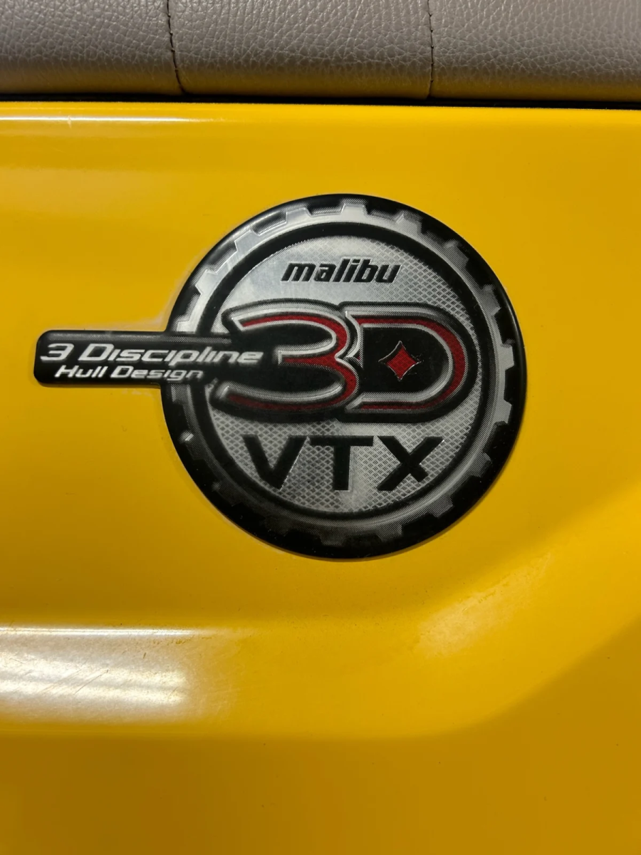 2011 Malibu Boats Wakesetter VTX for sale in Valley, Nebraska