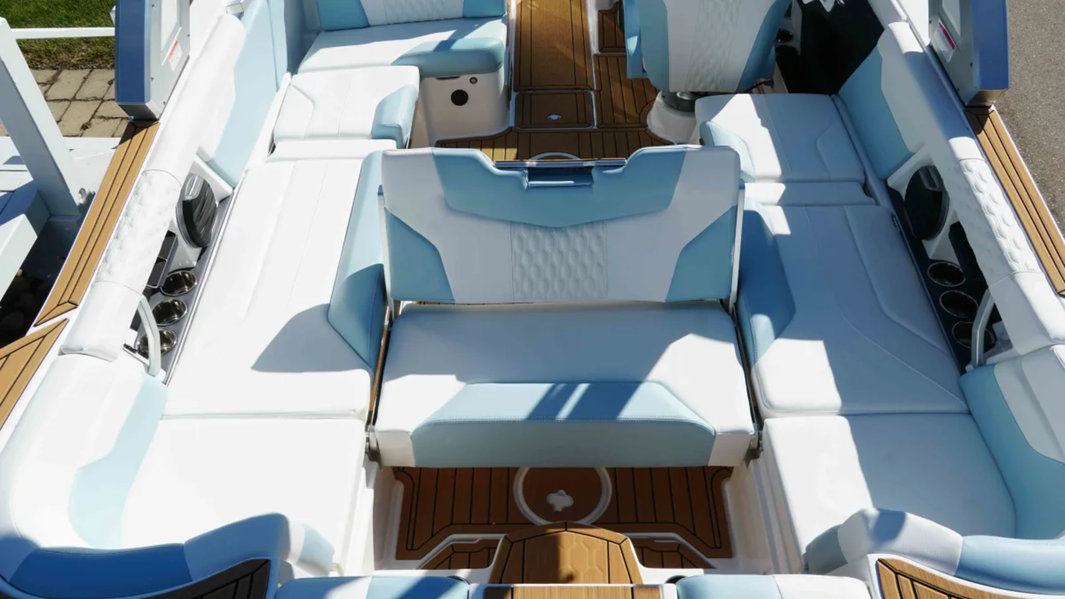 2026 MasterCraft XT24