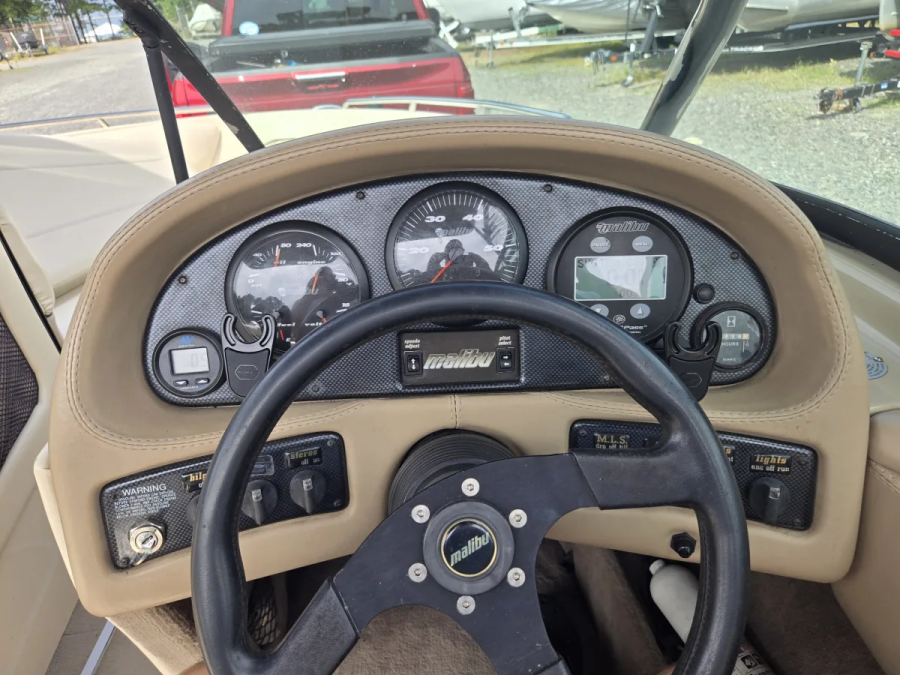 2000 Malibu Boats Wakesetter 23 LSV for sale in Raleigh, North Carolina