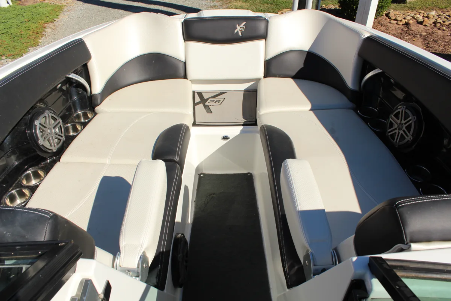 MasterCraft X-26 WITH TRAILER!