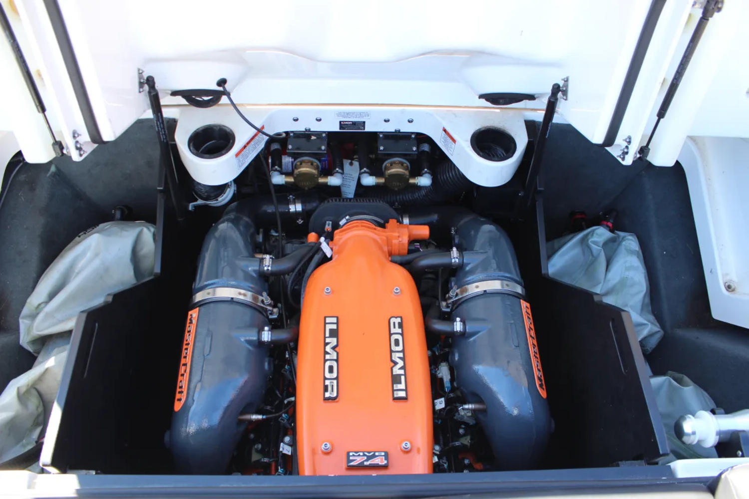 MasterCraft X-26 WITH TRAILER!