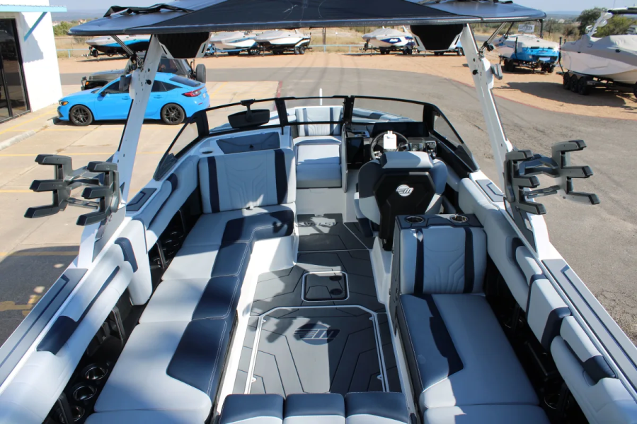 2026 Malibu Boats Wakesetter 25 LSV for sale in Austin, Texas