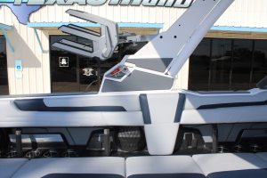 2026 Malibu Boats Wakesetter 25 LSV for sale in Austin, Texas