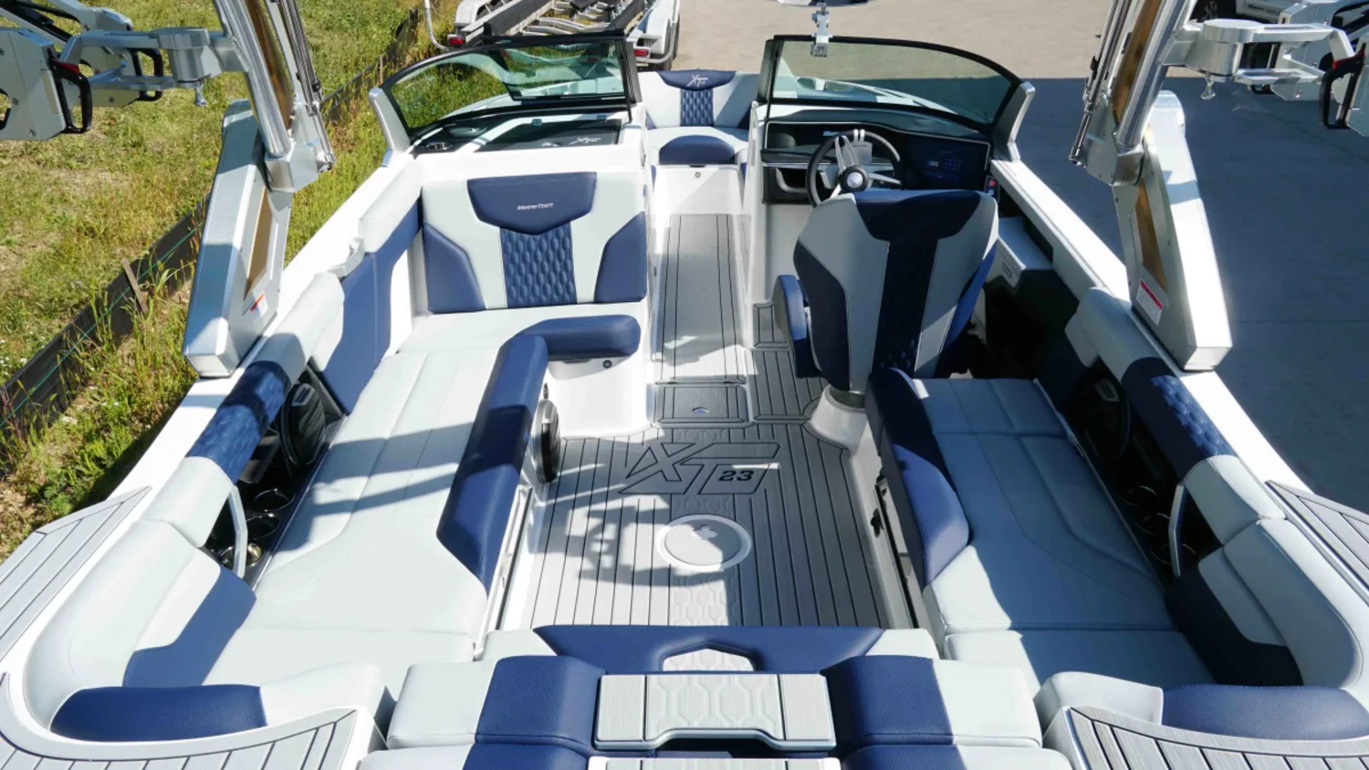 2026 MasterCraft XT23