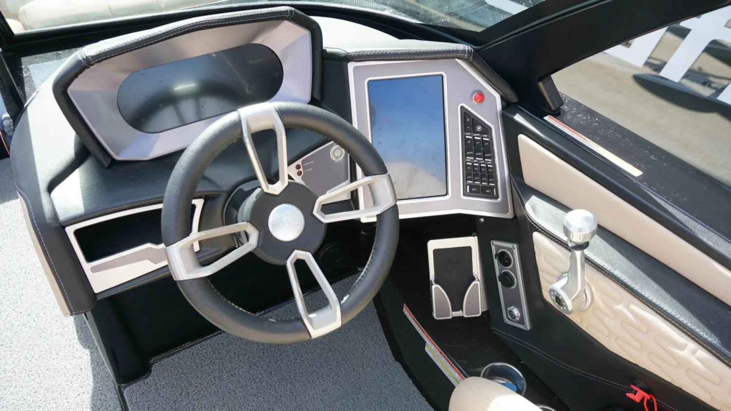 2022 MasterCraft X24