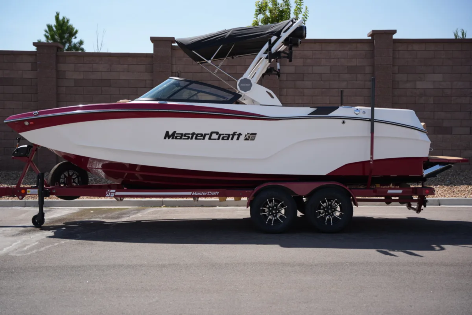 2026 MasterCraft XT22