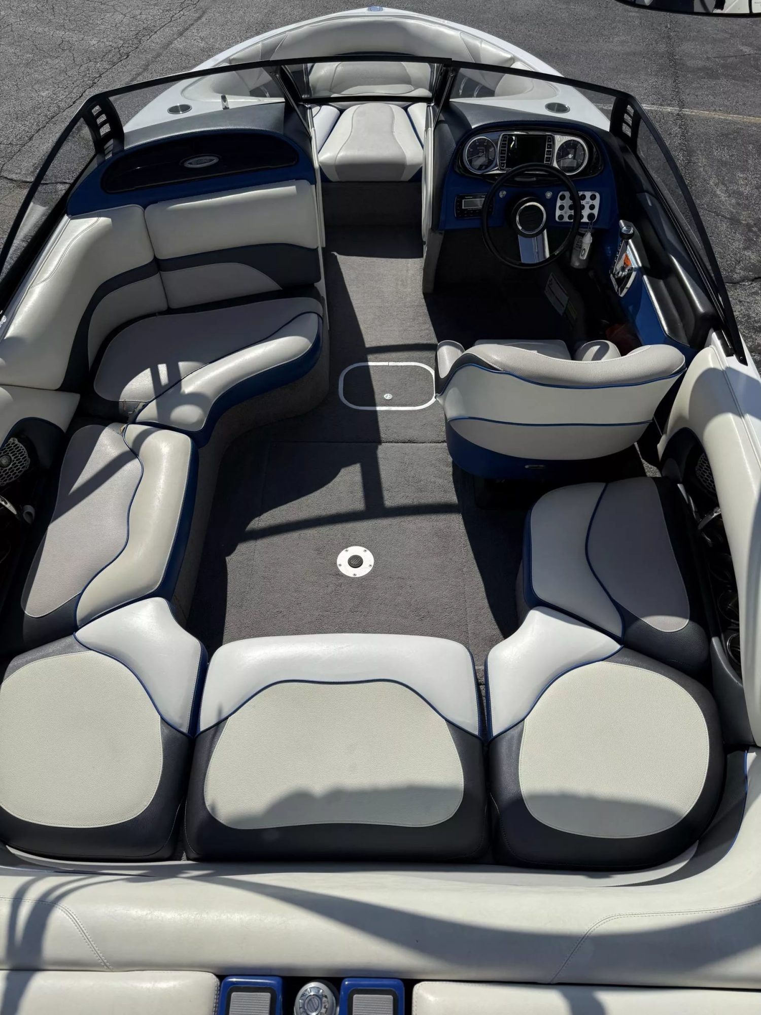 2011 Malibu Wakesetter 20VTX