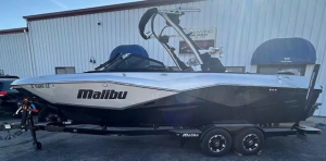 2022 Malibu Boats Wakesetter 25 LSV for sale in Hazelwood, Missouri