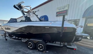 2022 Malibu Boats Wakesetter 25 LSV for sale in Hazelwood, Missouri