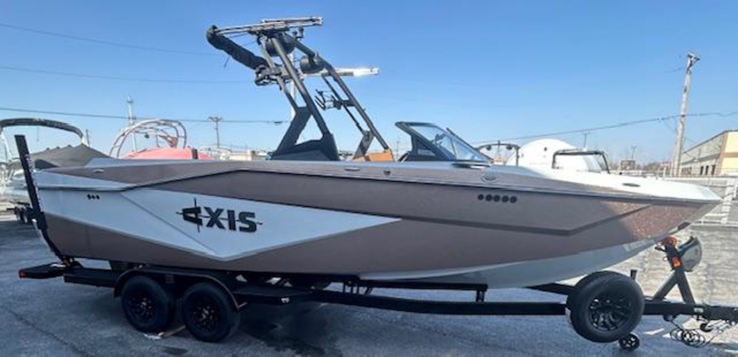 2025 Axis T250