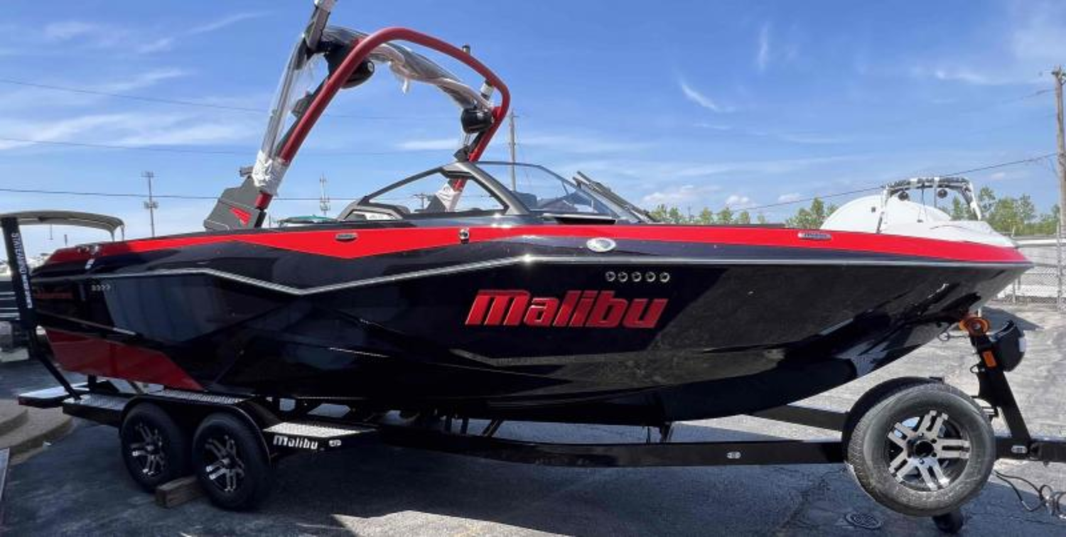 2024 Malibu Wakesetter 25LSV