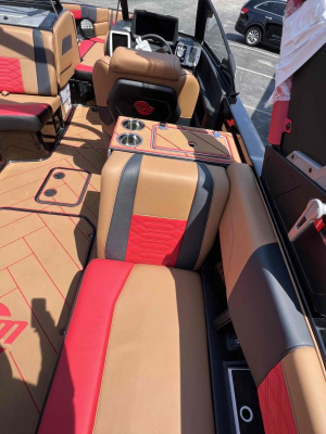 2024 Malibu Boats Wakesetter 25 LSV for sale in Hazelwood, Missouri