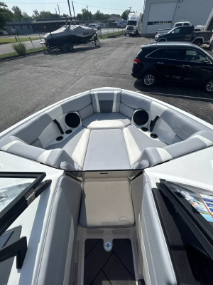 2025 Malibu Boats Wakesetter 23 LSV for sale in Hazelwood, Missouri