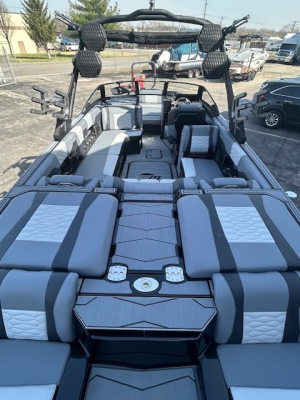 2025 Malibu Boats Wakesetter 24 MXZ for sale in Hazelwood, Missouri