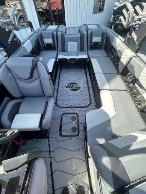 2025 Malibu Boats Wakesetter 24 MXZ for sale in Hazelwood, Missouri