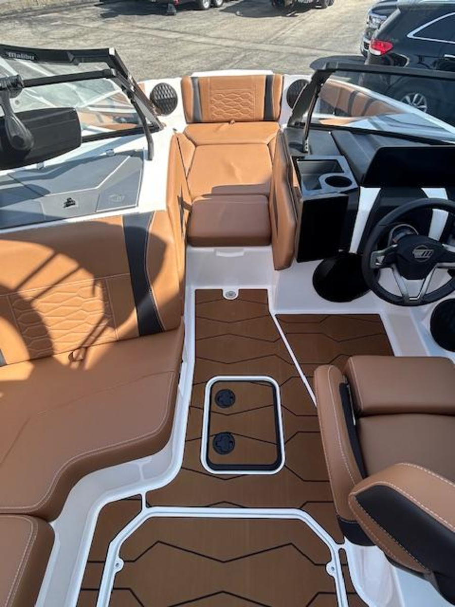 2025 Malibu Boats Wakesetter 22 MXZ for sale in Hazelwood, Missouri