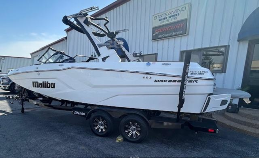 2025 Malibu Boats Wakesetter 22 MXZ for sale in Hazelwood, Missouri