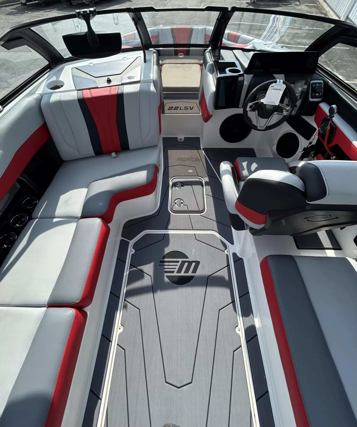 2026 Malibu Wakesetter 22LSV