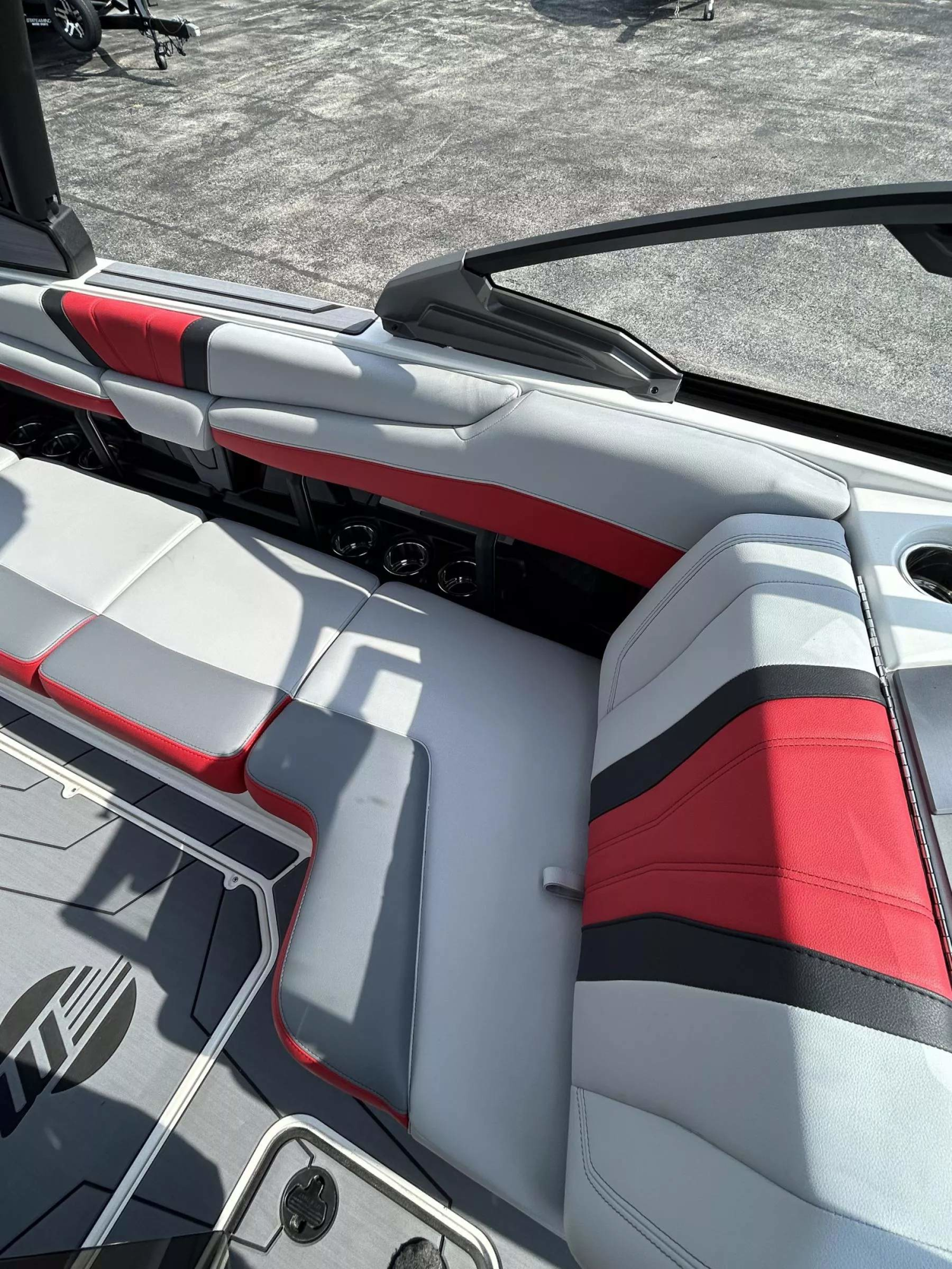 2026 Malibu Wakesetter 22LSV