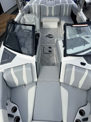 2025 Malibu Boats Wakesetter 22 LSV for sale in Hazelwood, Missouri
