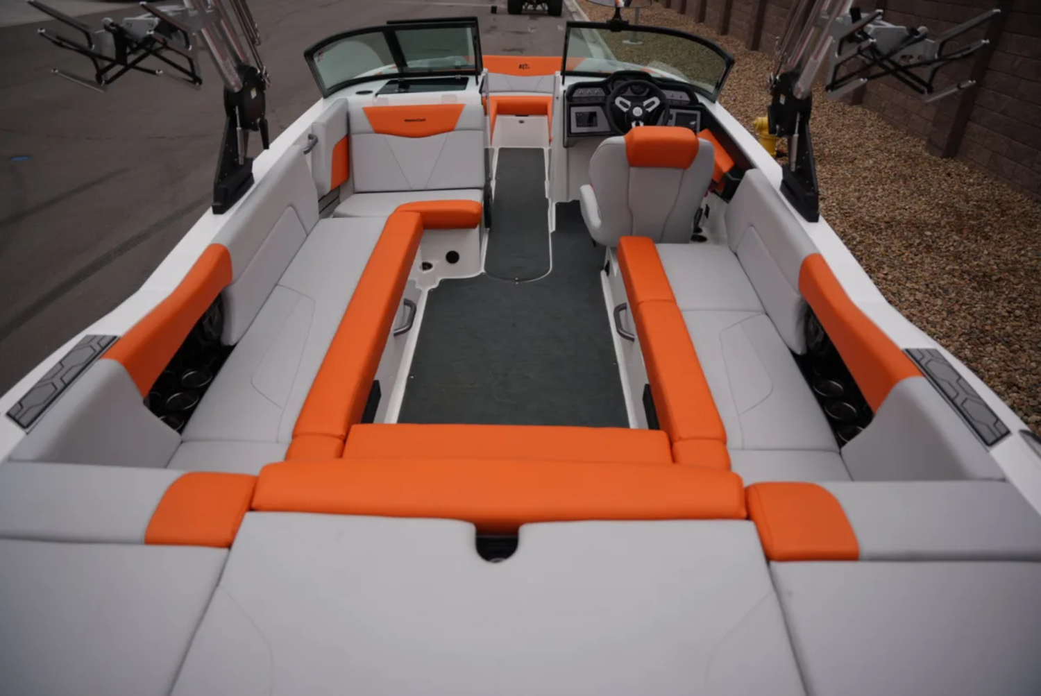 2021 MasterCraft NXT24